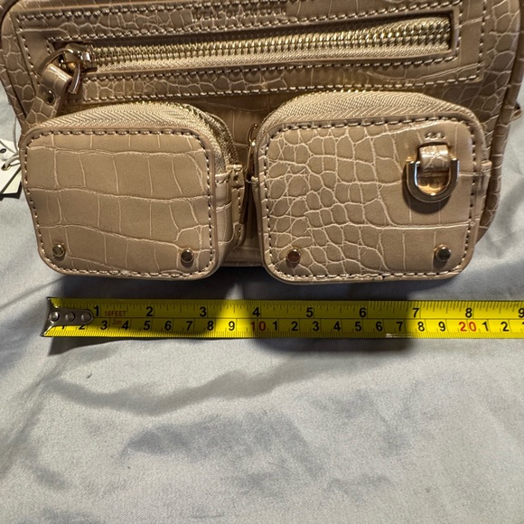 Jon’s Utility Crossbag by Ideal of Sweden - Picture 8 of 16